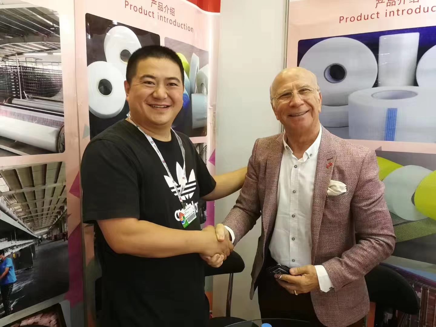 Customer product discussion at a trade show